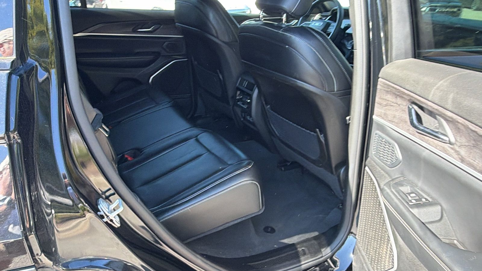 Used 2024 Jeep Grand Cherokee Limited 4xe AWD/4WD image 22