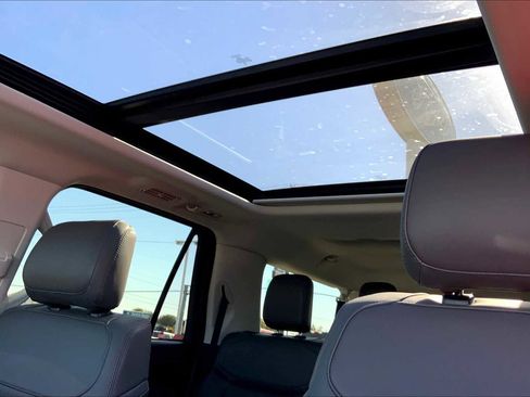 New 2025 Ford Expedition Max Active image 17