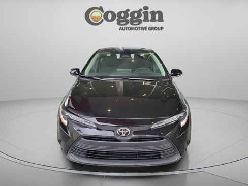 Used 2024 Toyota Corolla LE image 6