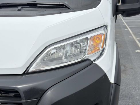 Used 2025 RAM ProMaster 3500 w/ Convenience Group FWD image 10