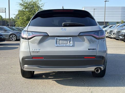 Used 2024 Honda HR-V Sport image 4