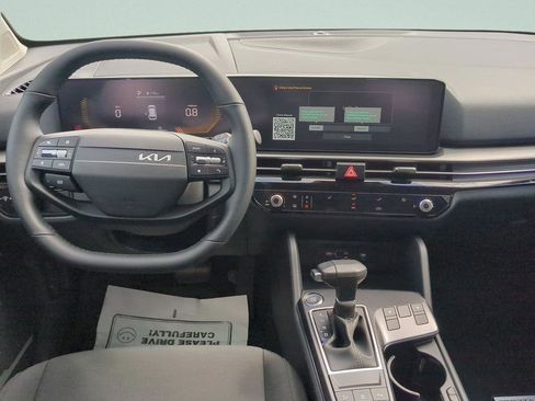 New 2026 Kia Sportage LX w/ LX Convenience Package image 13