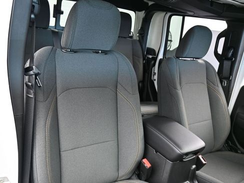 New 2026 Jeep Gladiator Willys image 43