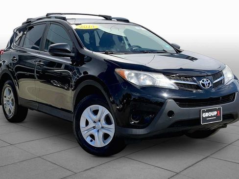 Used 2014 Toyota RAV4 LE AWD/4WD image 3