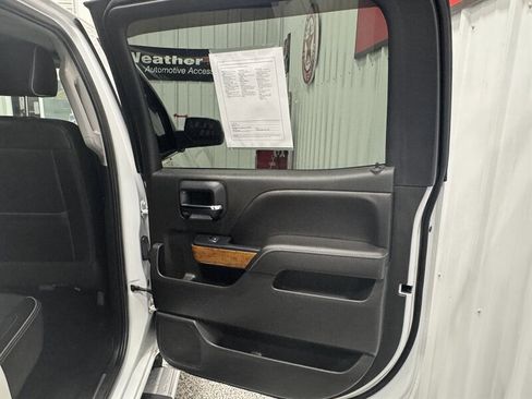 Used 2017 Chevrolet Silverado 1500 High Country image 25