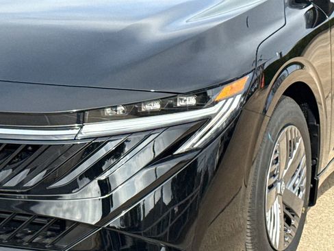 New 2026 Nissan Sentra S w/ Floor Mat Package image 5