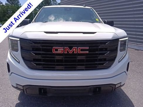 Used 2024 GMC Sierra 1500 Elevation AWD/4WD image 8