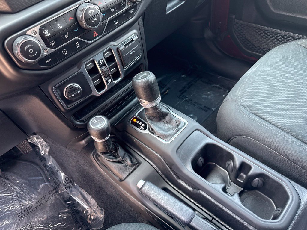 Used 2021 Jeep Wrangler Unlimited Sport AWD/4WD image 36
