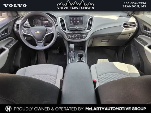 Used 2022 Chevrolet Equinox LS w/ LPO, Floor Liner Package FWD image 8