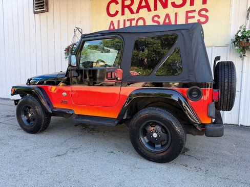 Used 2003 Jeep Wrangler Sahara AWD/4WD image 13