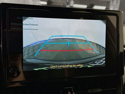 Used 2026 Toyota Corolla SE image 21