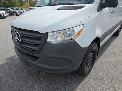 New 2026 Mercedes-Benz Sprinter 2500 image 13
