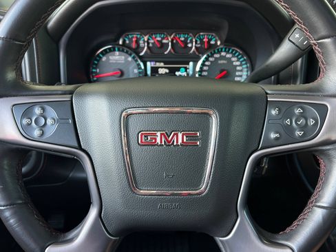 Used 2018 GMC Sierra 1500 SLT w/ All Terrain Package AWD/4WD image 30