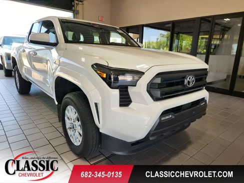 Used 2024 Toyota Tacoma SR5 RWD image 1