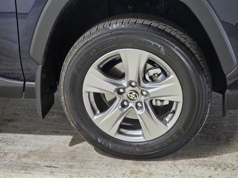Used 2024 Toyota RAV4 XLE image 12