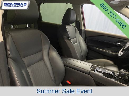 Used 2023 Nissan Rogue SV w/ SV Premium B Package AWD/4WD image 43