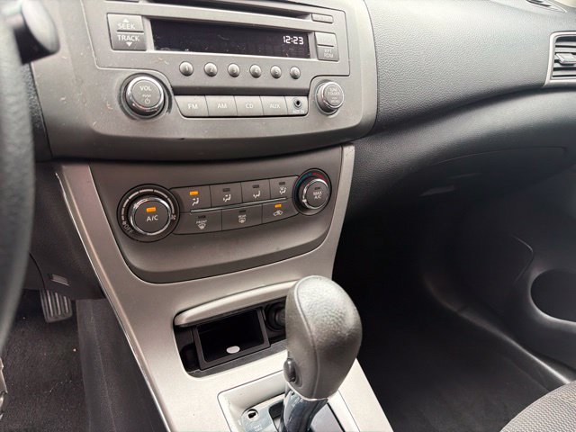 Used 2013 Nissan Sentra S FWD image 17