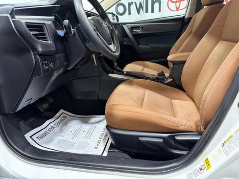 Used 2014 Toyota Corolla LE FWD image 22