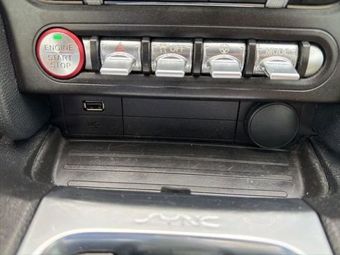 Used 2020 Ford Mustang Premium RWD image 33