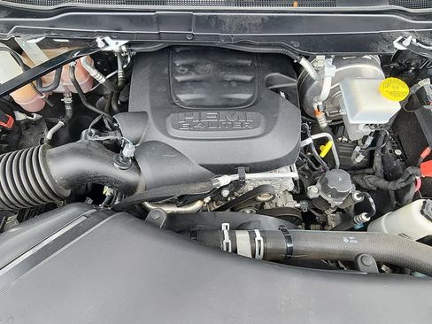 Used 2024 RAM 2500 Laramie w/ Sport Appearance Package image 21