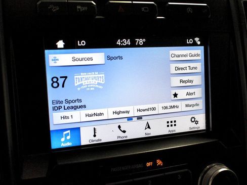 Certified 2019 Ford F150 Lariat w/ Equipment Group 502A Luxury AWD/4WD image 29
