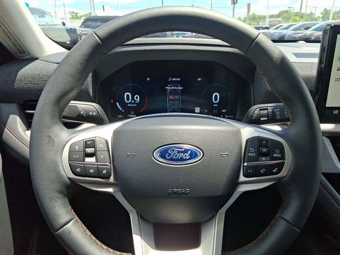 New 2026 Ford Explorer Active w/ Active Comfort Package AWD/4WD image 14