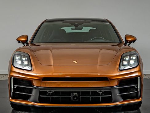 Certified 2024 Porsche Panamera 4 AWD/4WD image 11