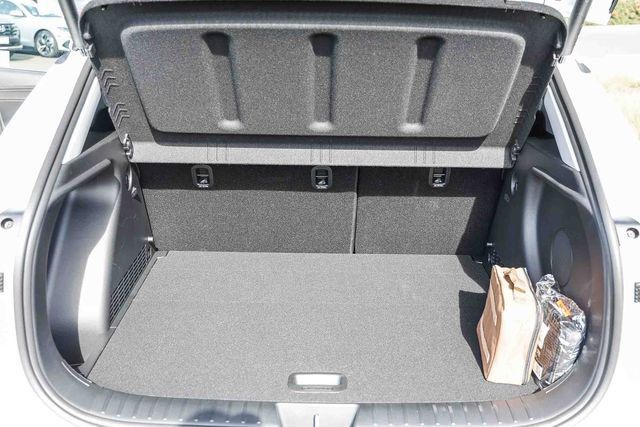 New 2026 Hyundai Kona Limited FWD image 30