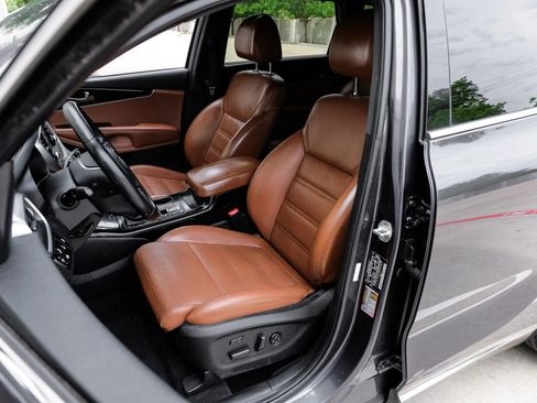 Used 2019 Kia Sorento SX AWD/4WD image 40