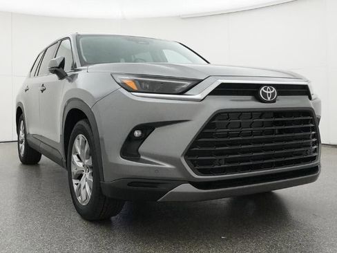 New 2026 Toyota Grand Highlander Limited image 30