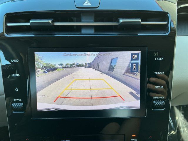 Used 2024 Hyundai Tucson SEL FWD image 3