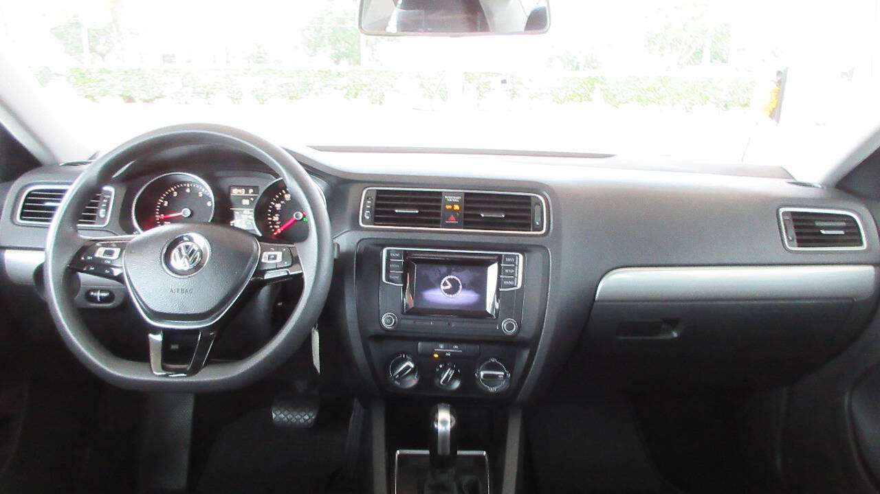 Used 2018 Volkswagen Jetta S FWD image 35
