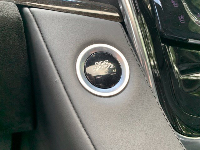 Used 2018 Cadillac Escalade Platinum AWD/4WD image 23