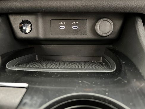 Used 2025 Nissan Rogue SV AWD/4WD image 45