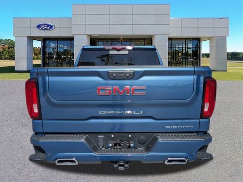 Used 2024 GMC Sierra 1500 Denali AWD/4WD image 7