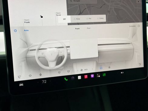 Used 2022 Tesla Model Y Performance AWD/4WD image 16