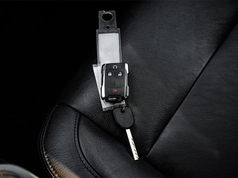 Used 2018 Chevrolet Silverado 1500 Custom w/ Custom Value Package image 52