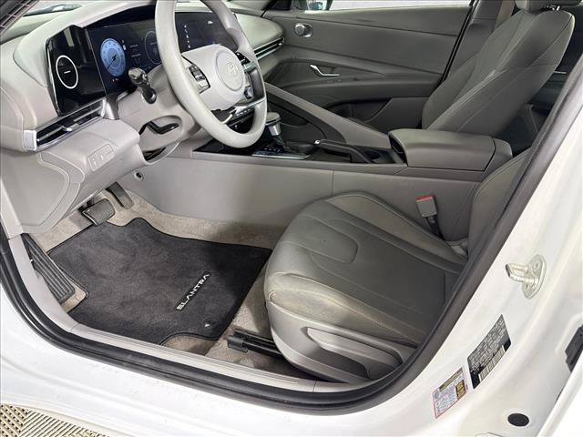 Used 2024 Hyundai Elantra SEL FWD image 10