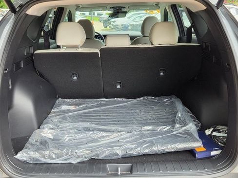 Used 2025 Hyundai Tucson SEL FWD image 16