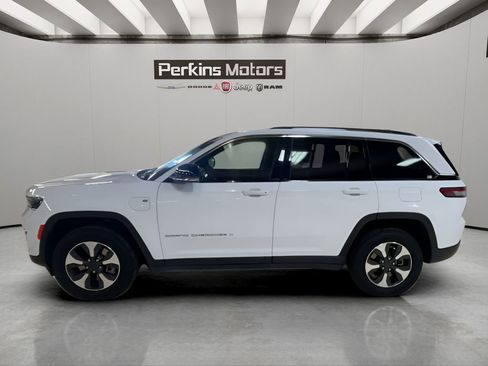Certified 2024 Jeep Grand Cherokee Limited 4xe AWD/4WD image 2
