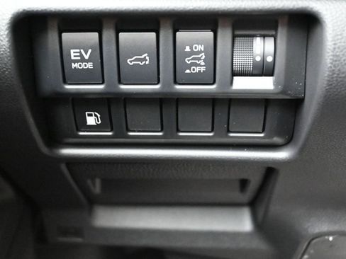 New 2026 Subaru Forester Limited AWD/4WD image 24