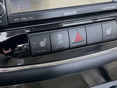 Used 2013 Chrysler 200 Limited FWD image 19