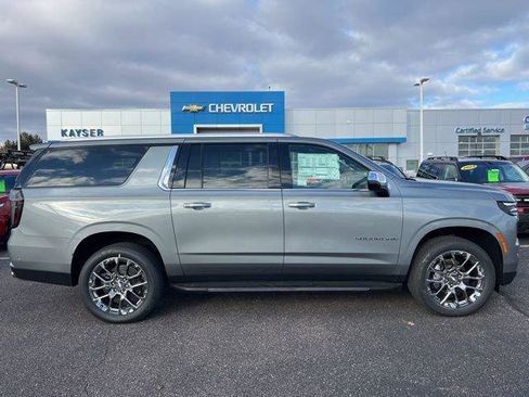 New 2026 Chevrolet Suburban Premier w/ Sun And Tow Package image 2