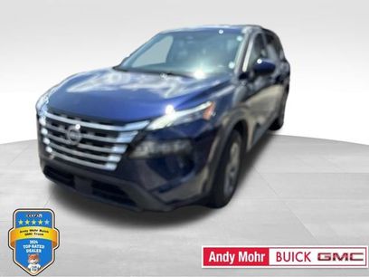 Used 2025 Nissan Rogue SV