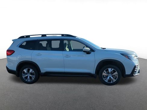 Certified 2025 Subaru Ascent Premium w/ Premium Package image 7