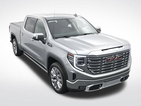 Used 2024 GMC Sierra 1500 Denali w/ Denali Reserve Package AWD/4WD image 24