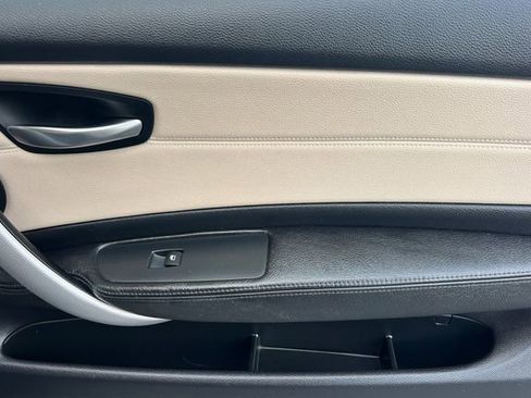 Used 2013 BMW 135is Convertible image 19