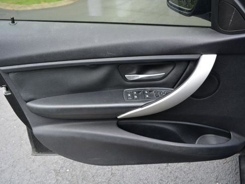 Used 2013 BMW 328i Sedan image 9