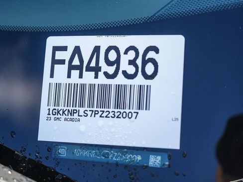 Used 2023 GMC Acadia Denali image 28