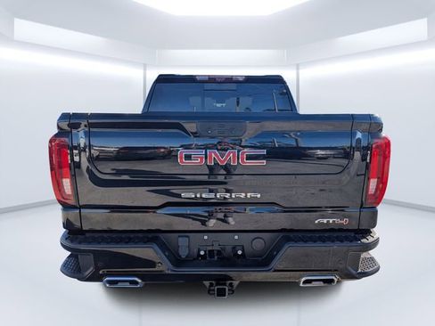 Used 2023 GMC Sierra 1500 AT4 w/ AT4 Premium Package image 4